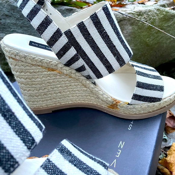 WOMENS STEVE MADDEN STRIPED “STUNNER” ESPADRILLES/ SANDALS   -8.5 - NIB ! - Picture 12 of 15